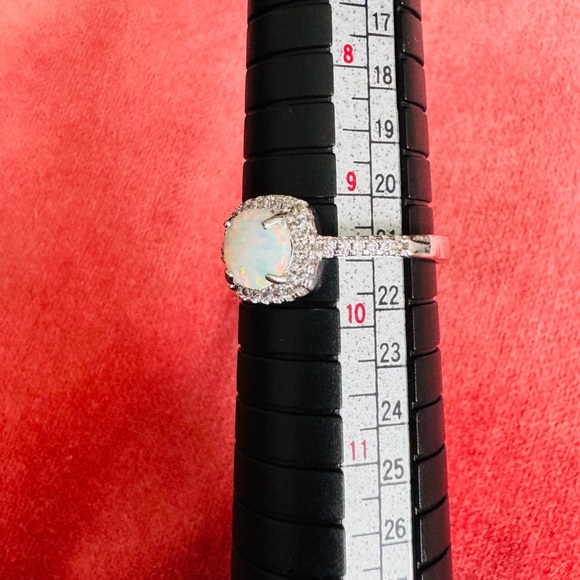 Handcrafted Opal Gemstone Ring – Sterling Silver, Size 9.5 - Picture 6 of 7